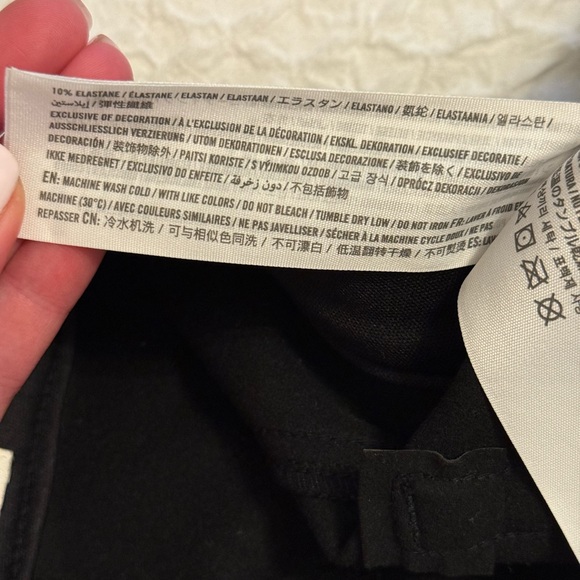 Abercrombie & Fitch 90s Straight Ultra High Rise Faux Leather Pants Size 33/16L - Picture 4 of 7